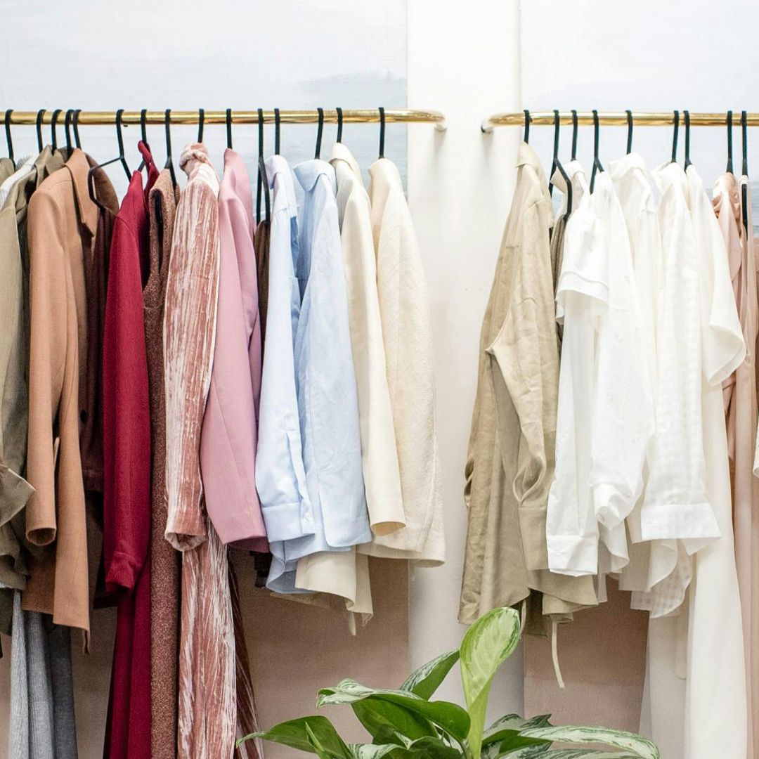 The 30-Day Wardrobe Detox: A Practical Guide to a Purer, Healthier Closet